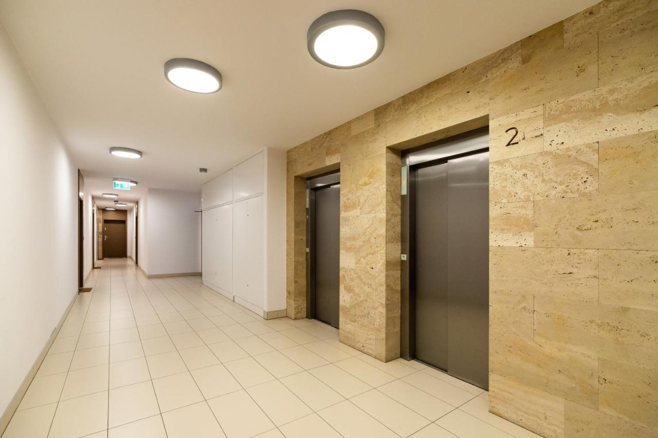Apartment Cystersów Cracow by Renters Cracóvia Exterior foto